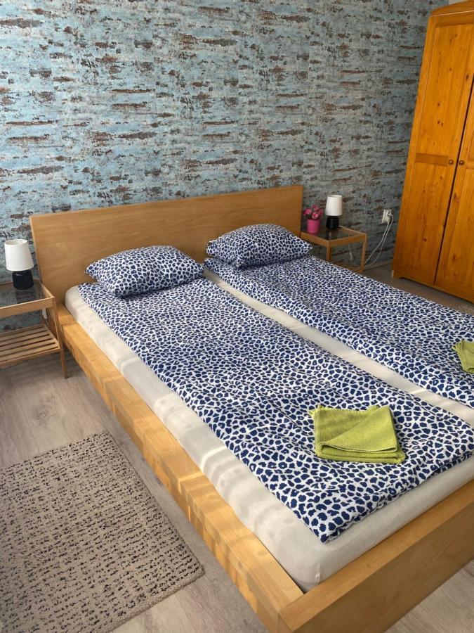GödöllőDozsa Apartman公寓 外观 照片